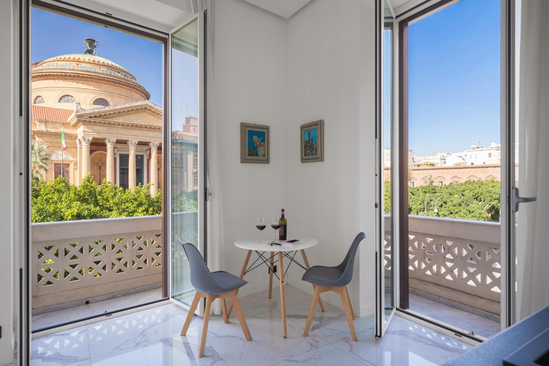 Palazzo Sovrana Serviced Luxury 4* Palermo